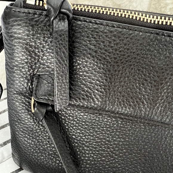 Vince Camuto Black Textured Leather Gally Crossbody Bag EUC Clean - Picture 3 of 15